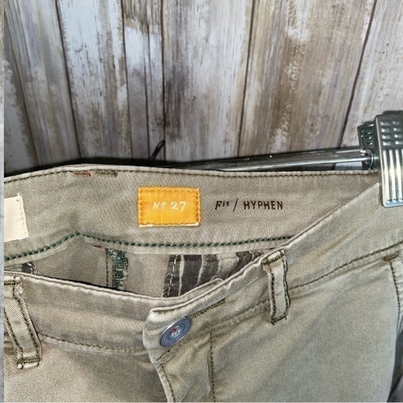 Anthro Pilcro Hyphen Shorts In Khaki - Picture 5 of 7